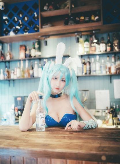 轻佻的寡妇